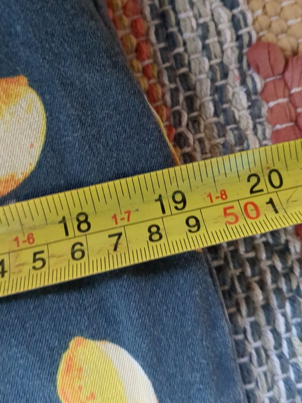 Vintage Pants with Lemon Motif - Picture 7 of 11